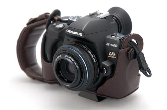 E-620 + ZD 25mm F2.8