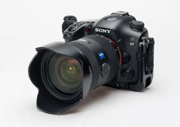 SONY Vario-Sonnar T* 24-70mm F2.8 ZA SSM